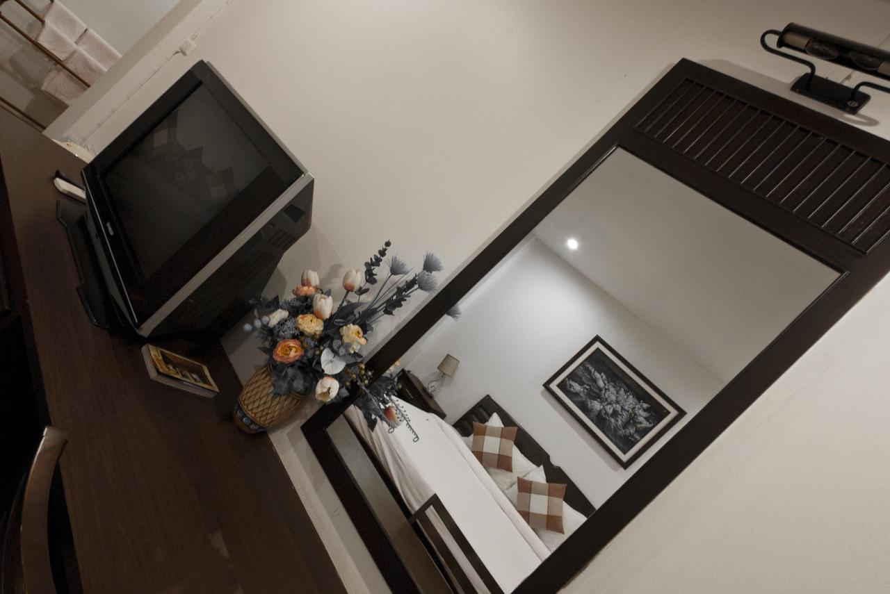 Tree House Hotel Sisaket Luaran gambar