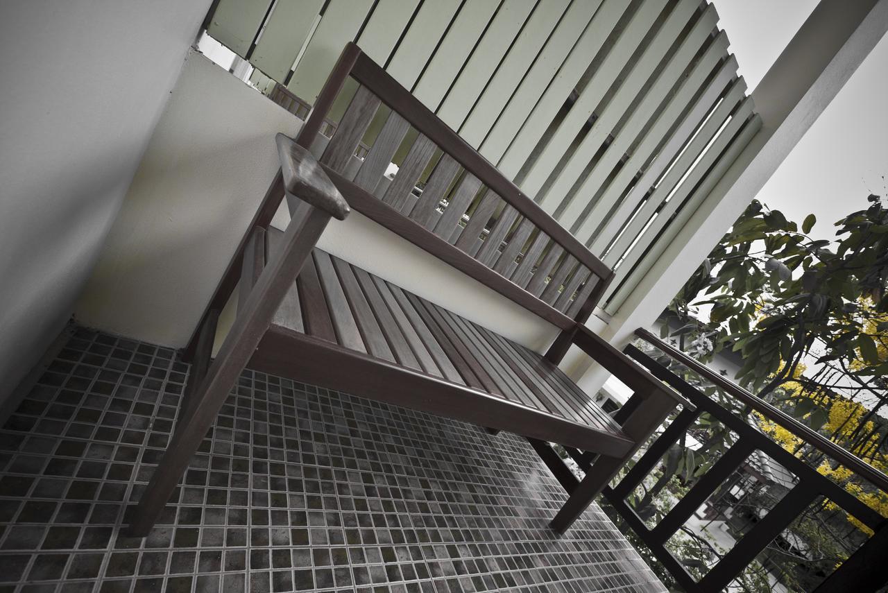 Tree House Hotel Sisaket Luaran gambar