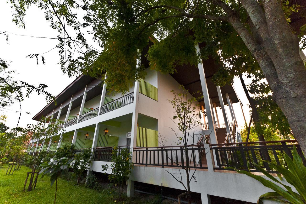 Tree House Hotel Sisaket Luaran gambar